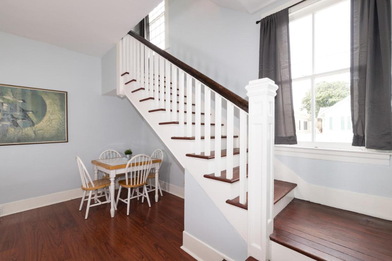 Beautiful Two-Story In Central Galveston, Short Walk To Beach, Near Downtown! | Seas The Breeze Villa ภายนอก รูปภาพ